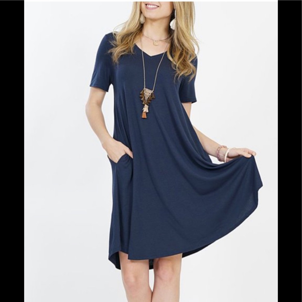 New! midnight v neck pocket tunic